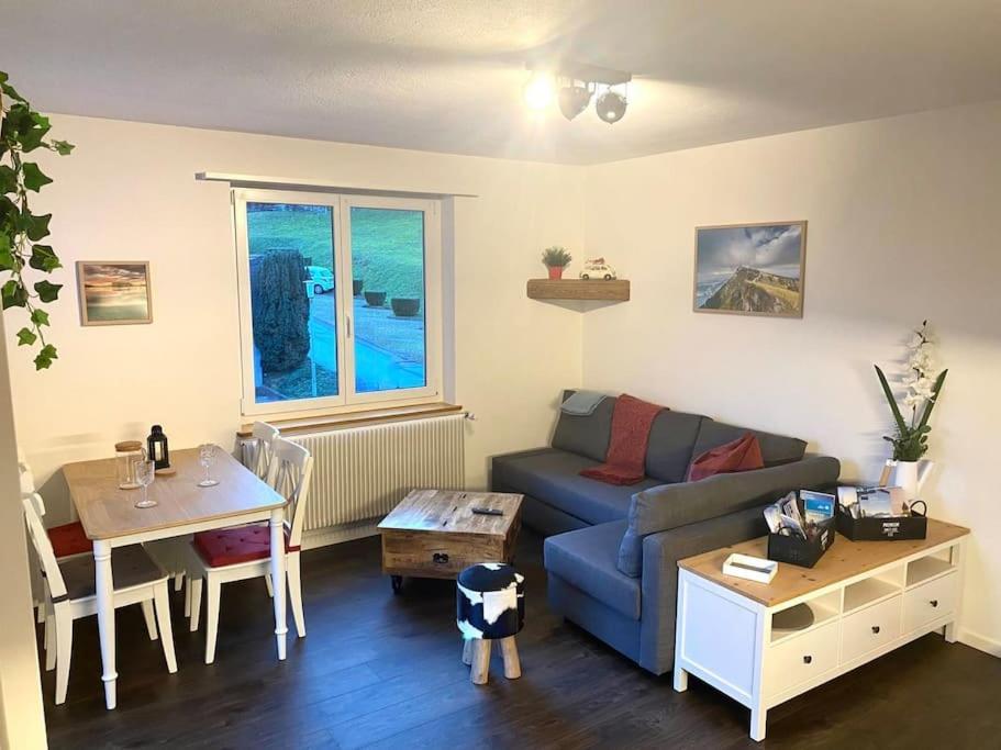Beautiful Flat With Nice Lake And Mountain Views Weggis Exterior foto